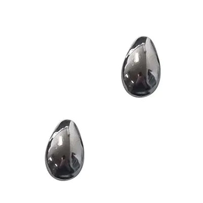Curved Teardrop Stud Earring