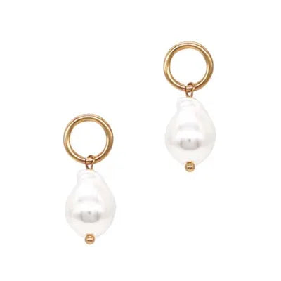 Pearl Circle Stud Earrings