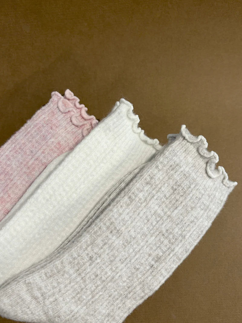 Wool Frill Crew Socks White